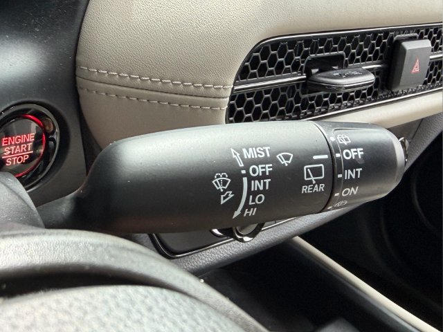 Certified 2024 Honda HR-V LX image 30