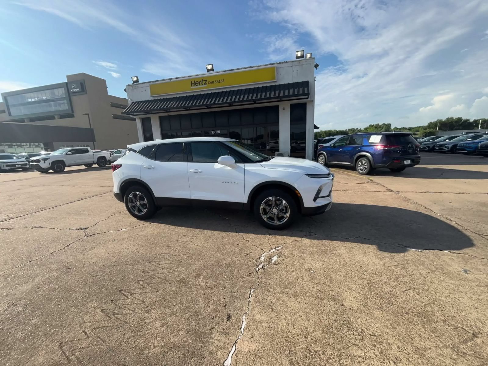 Used 2026 Chevrolet Blazer LT FWD image 15