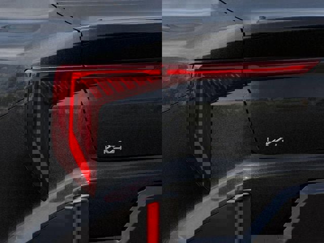 New 2025 Kia K4 GT-Line image 11