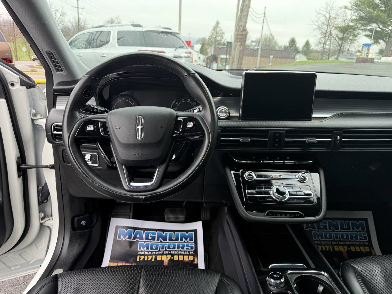 Used 2022 Lincoln Corsair AWD w/ Premium Package image 21