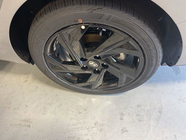 New 2026 Hyundai Elantra Sport image 28