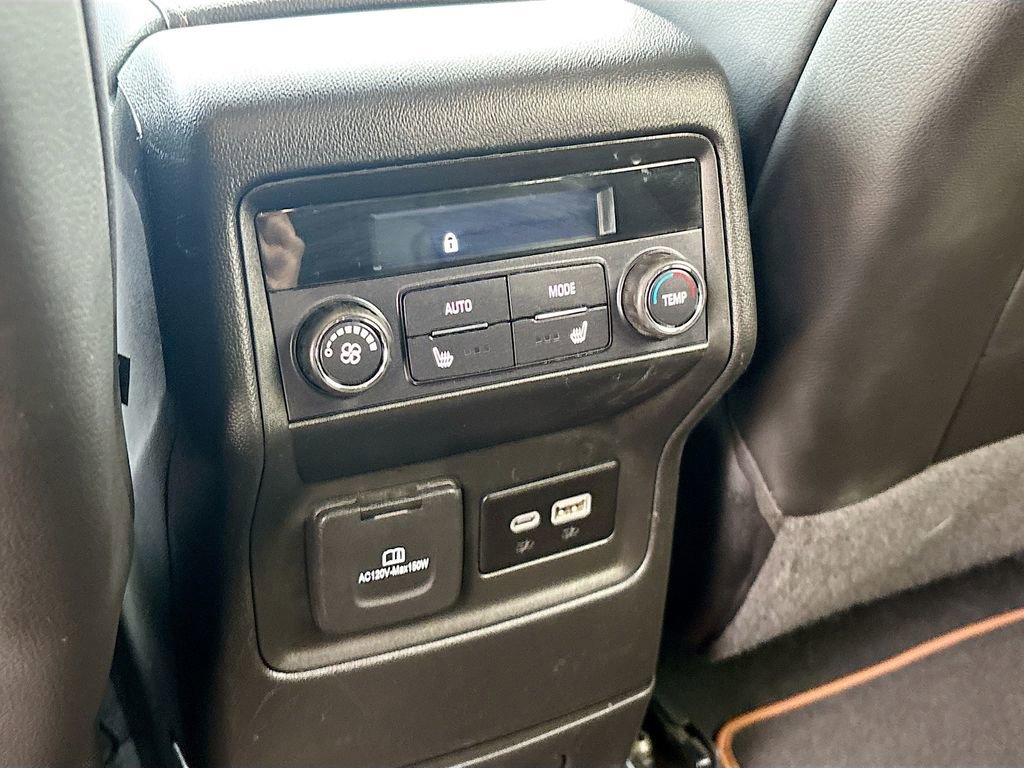 Used 2023 GMC Acadia AT4 w/ Preferred Package image 27