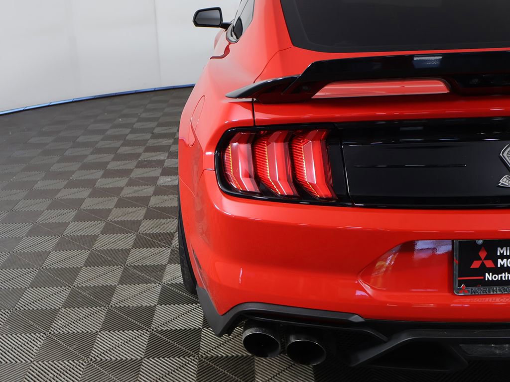 Used 2021 Ford Mustang Shelby GT500 w/ Technology Package RWD image 13