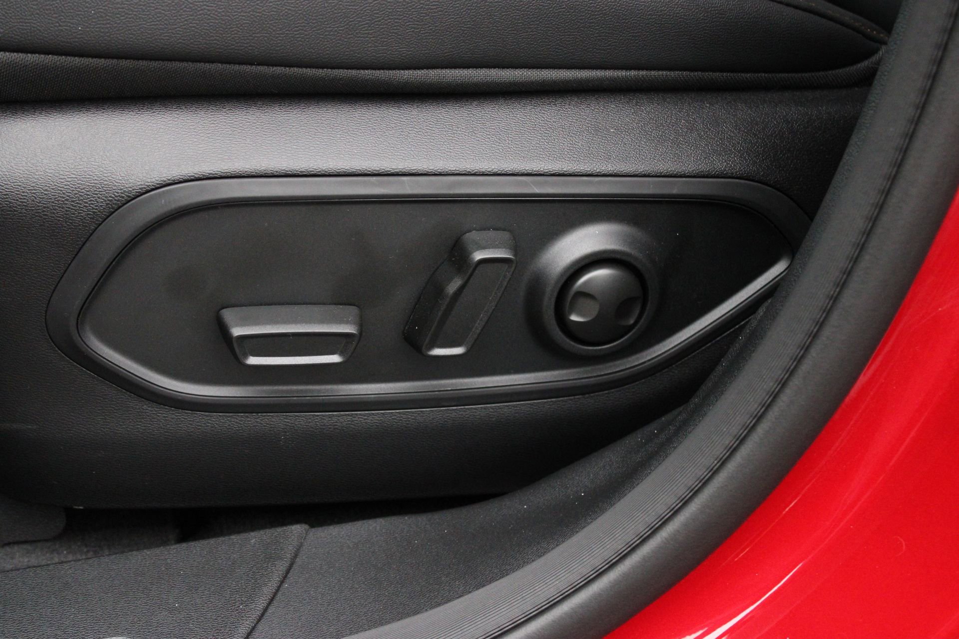 New 2026 Jeep Cherokee Limited AWD/4WD image 16