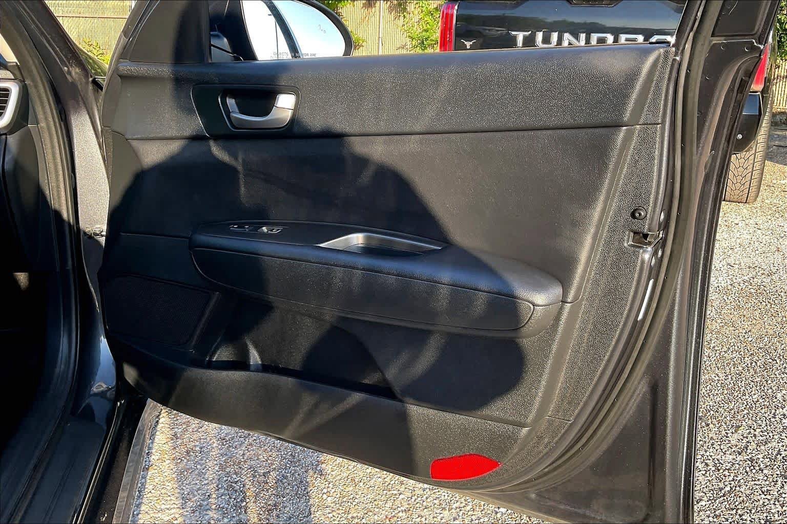 Used 2020 Kia Optima S w/ S Panoramic Sunroof Package FWD image 23