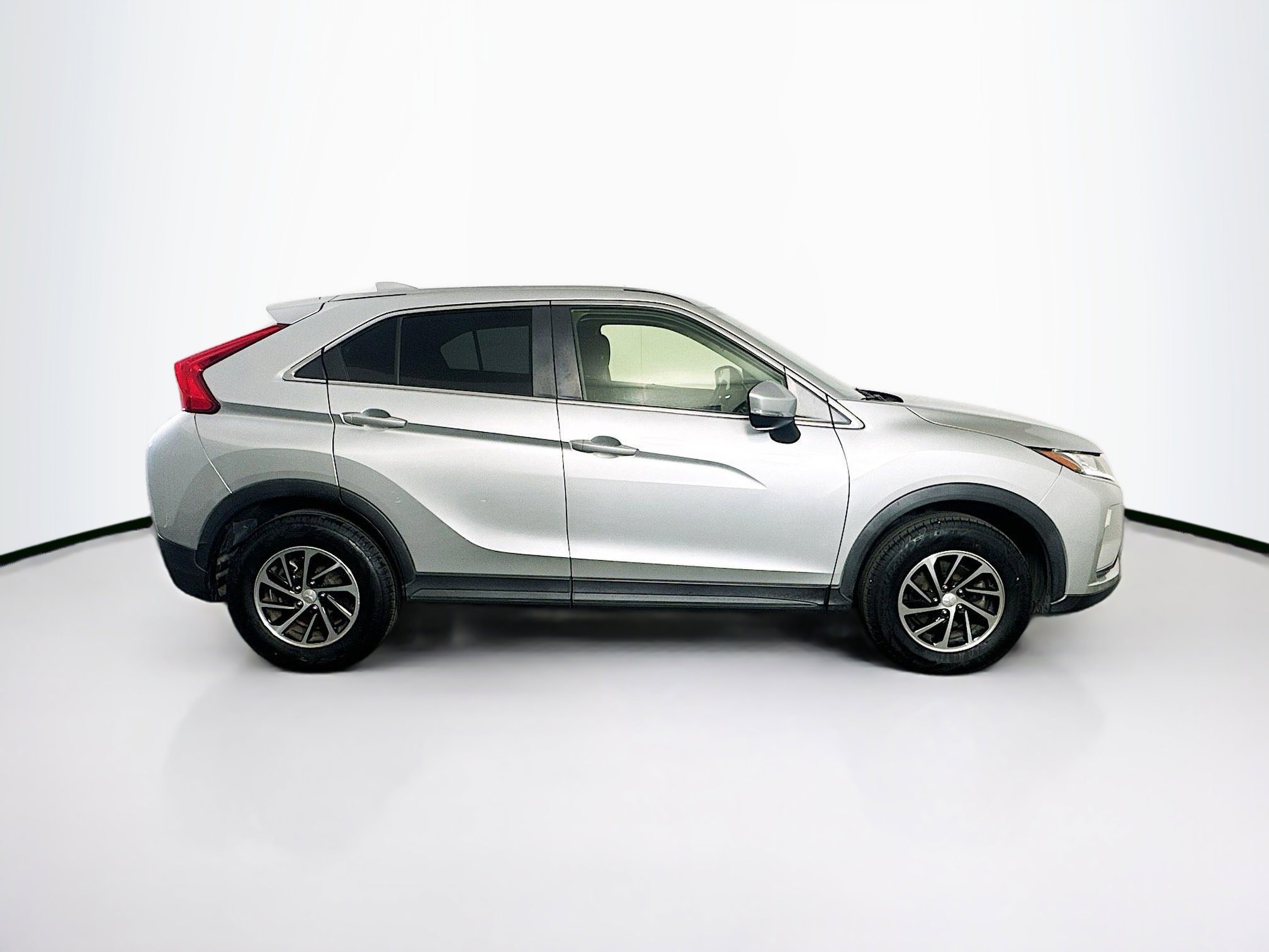 Used 2020 Mitsubishi Eclipse Cross ES FWD image 10