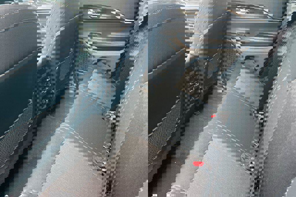 New 2025 Jeep Grand Cherokee Laredo X image 12