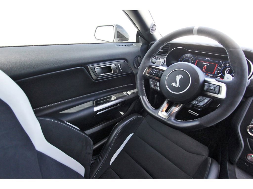 Used 2021 Ford Mustang Shelby GT500 w/ Technology Package image 8