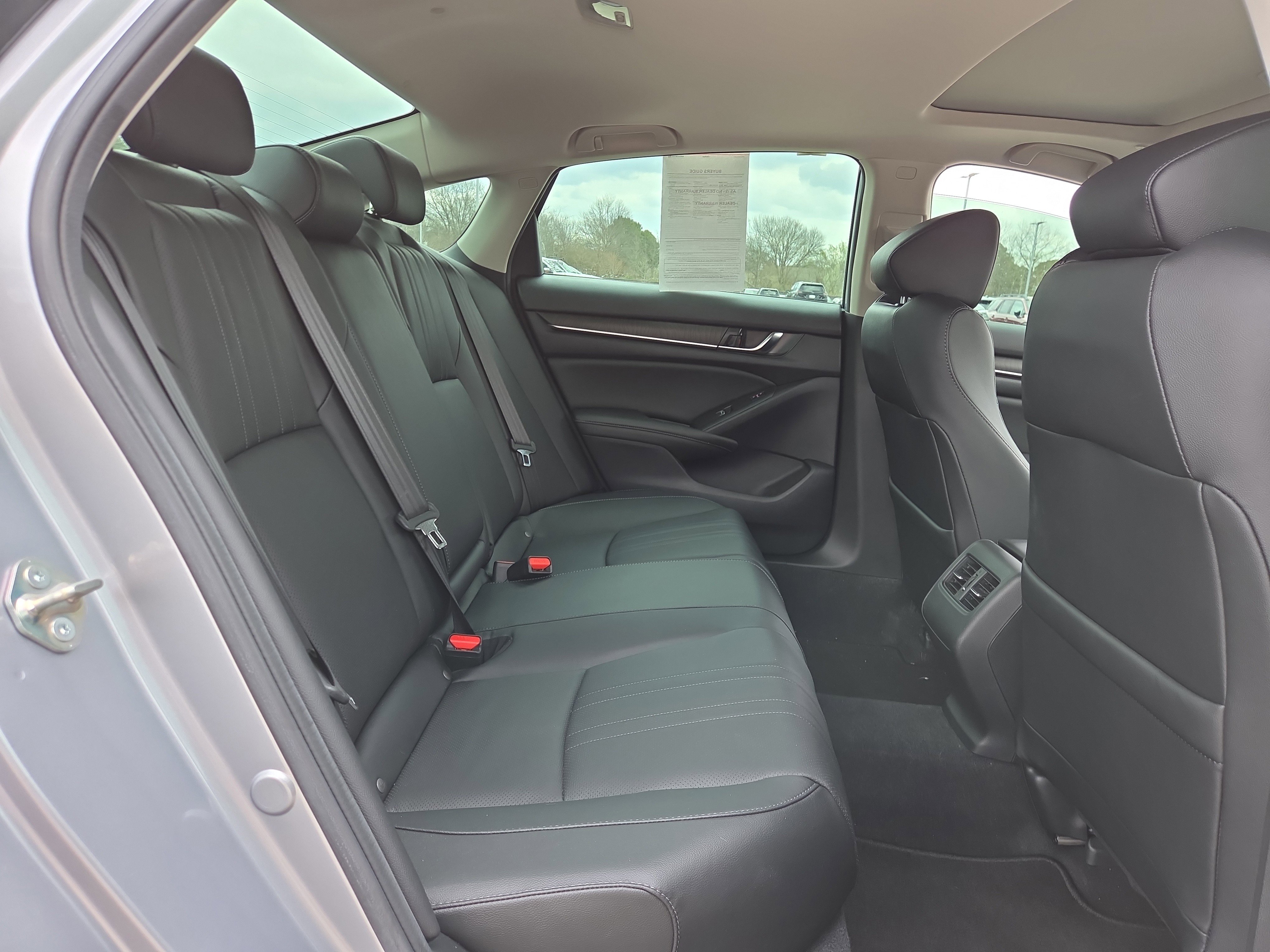 Used 2020 Honda Accord Touring image 15