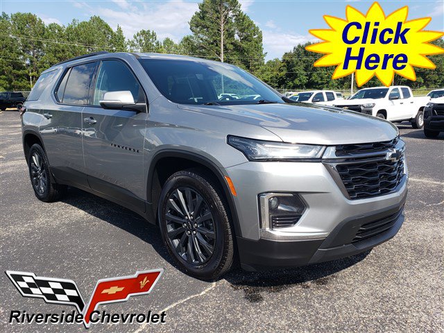 Used 2023 Chevrolet Traverse RS w/ LPO, Floor Liner Package FWD video 1