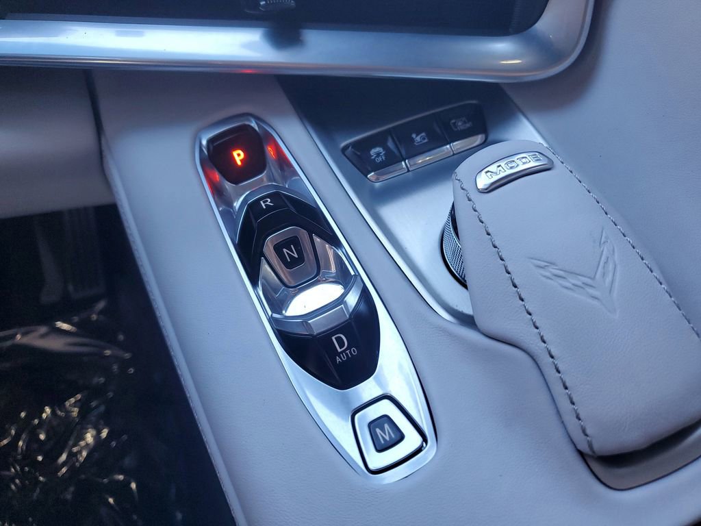 Used 2024 Chevrolet Corvette Stingray Premium Conv w/ Z51 Performance Package image 25