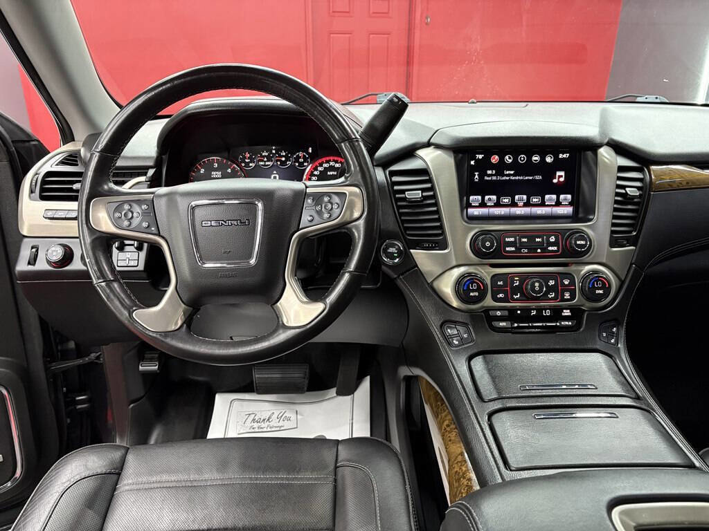 Used 2016 GMC Yukon Denali w/ Open Road Package image 15