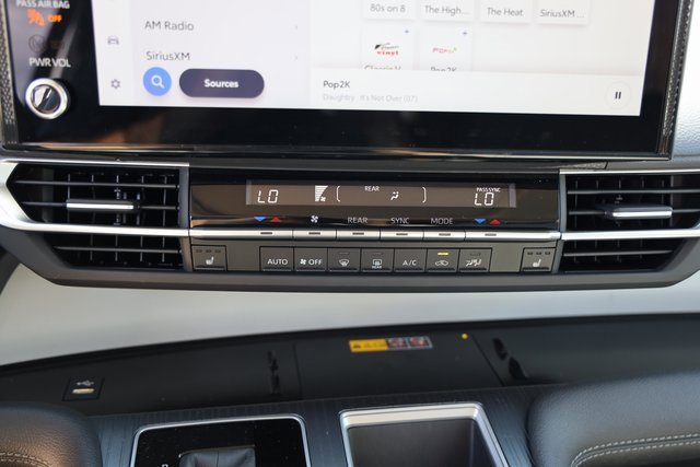 New 2025 Toyota Sienna XLE image 21