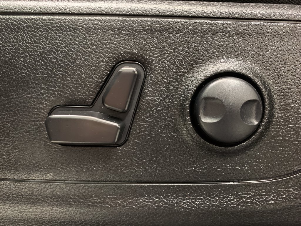 Used 2025 RAM 1500 Big Horn AWD/4WD image 19