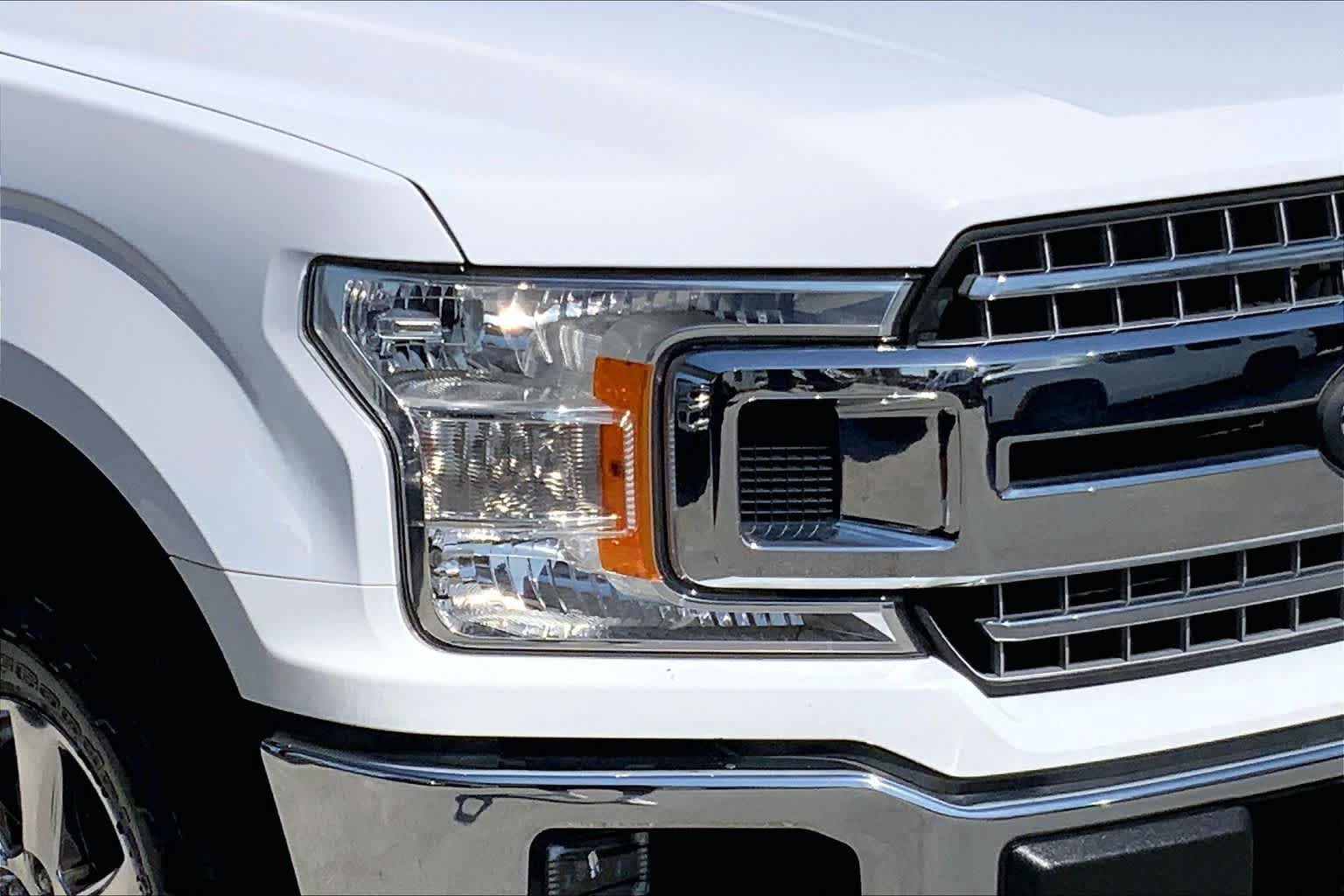 Used 2018 Ford F150 XLT w/ Equipment Group 302A Luxury AWD/4WD image 22