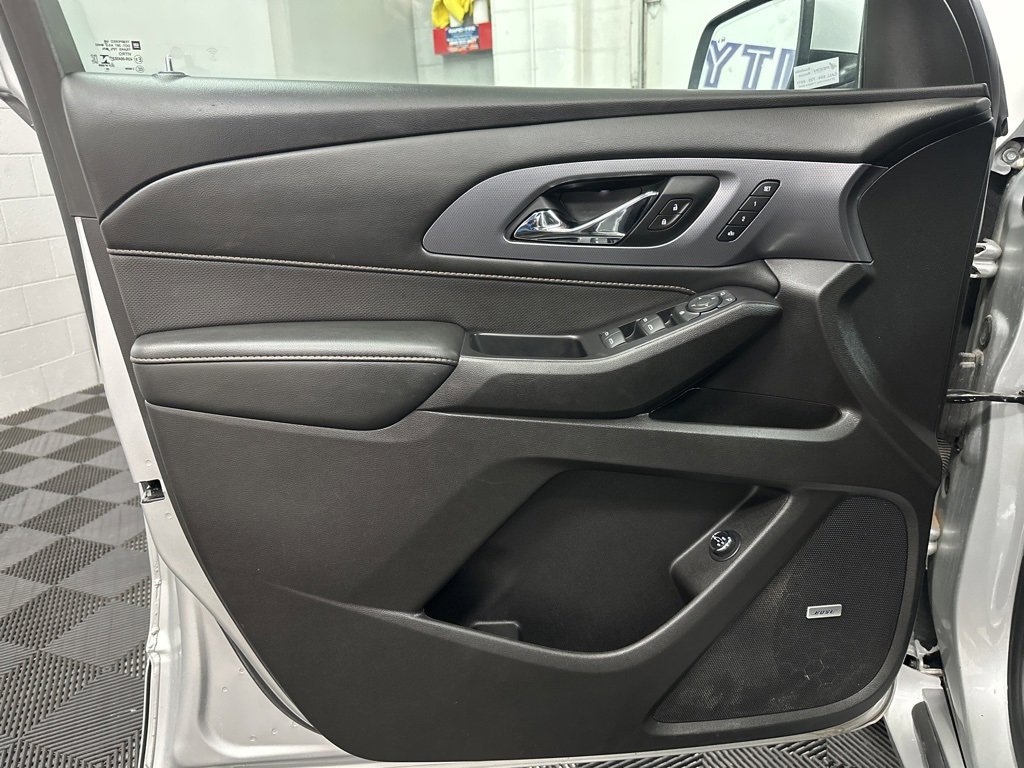 Used 2021 Chevrolet Traverse Premier w/ LPO, Floor Liner Package image 18