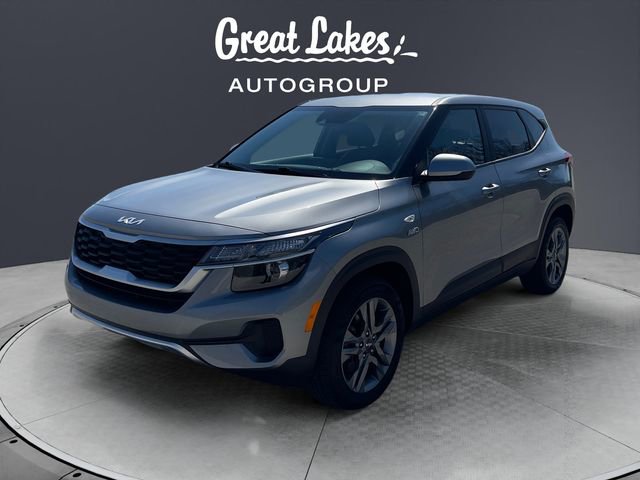 Used 2023 Kia Seltos LX AWD/4WD image 1