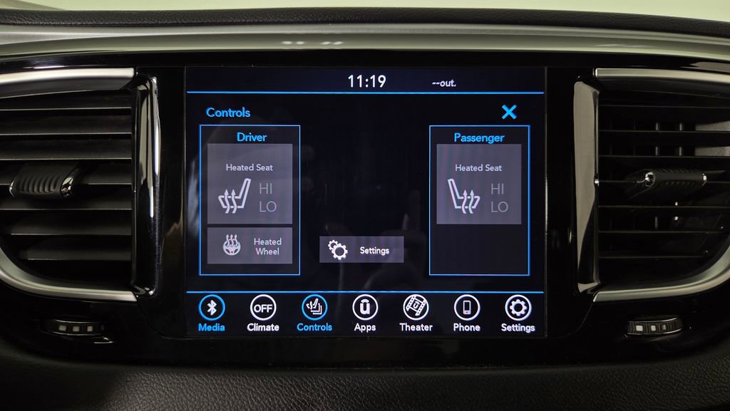 Used 2018 Chrysler Pacifica Touring-L Plus w/ S Appearance Package FWD image 27