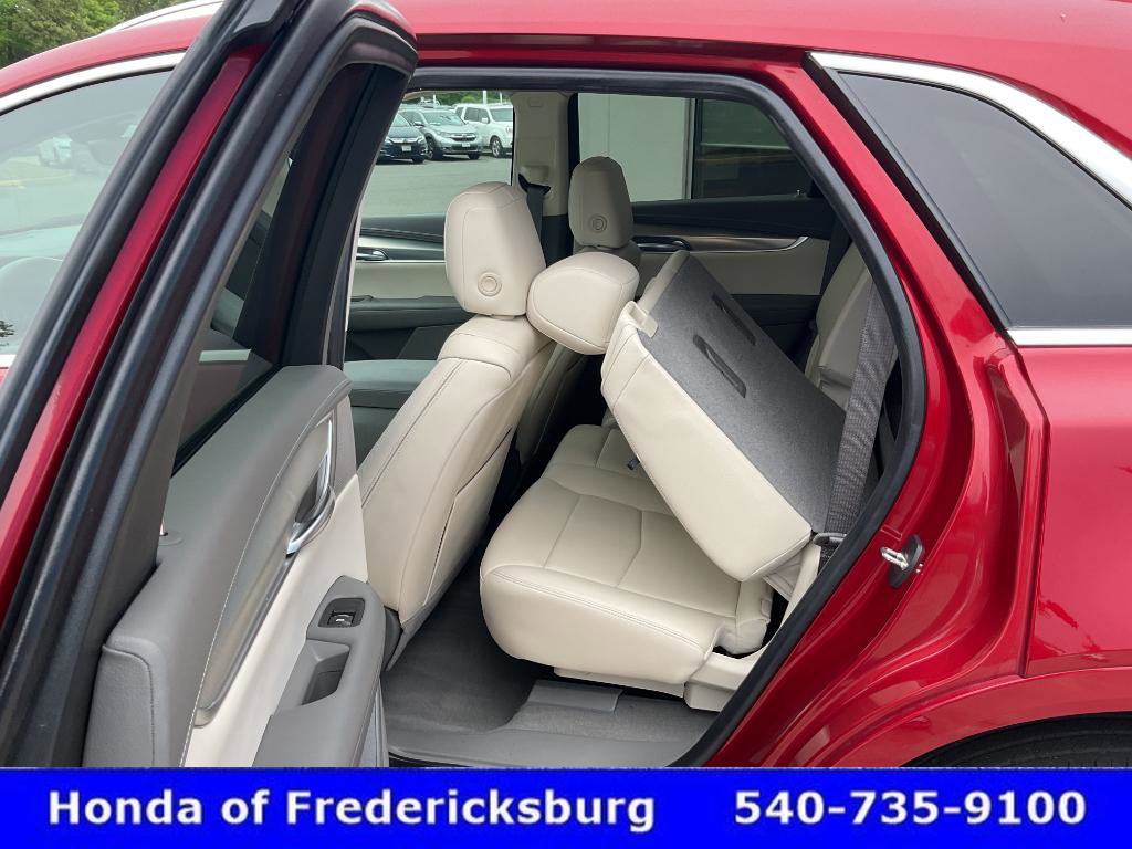 Used 2023 Cadillac XT5 Premium Luxury w/ Technology Package AWD/4WD image 26