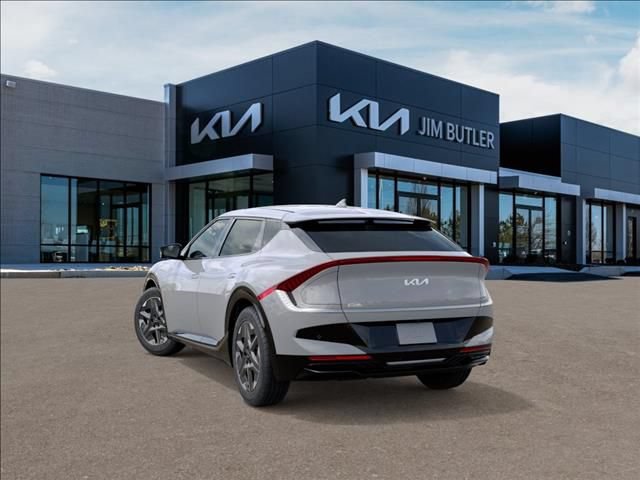 New 2026 Kia EV6 Light RWD image 4
