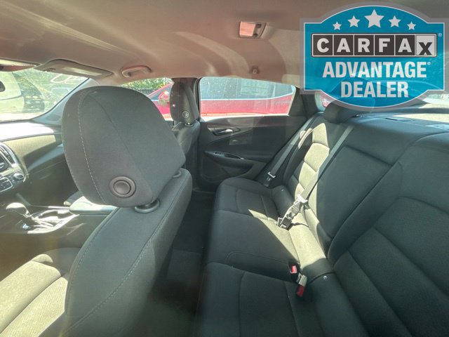 Used 2024 Chevrolet Malibu LT FWD image 12
