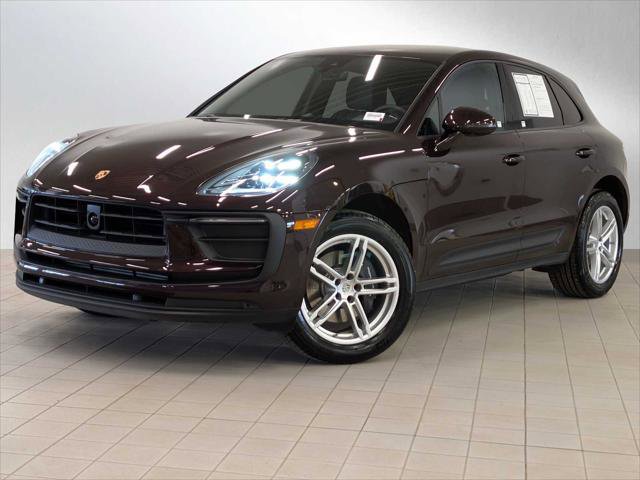 Used 2025 Porsche Macan AWD/4WD image 1