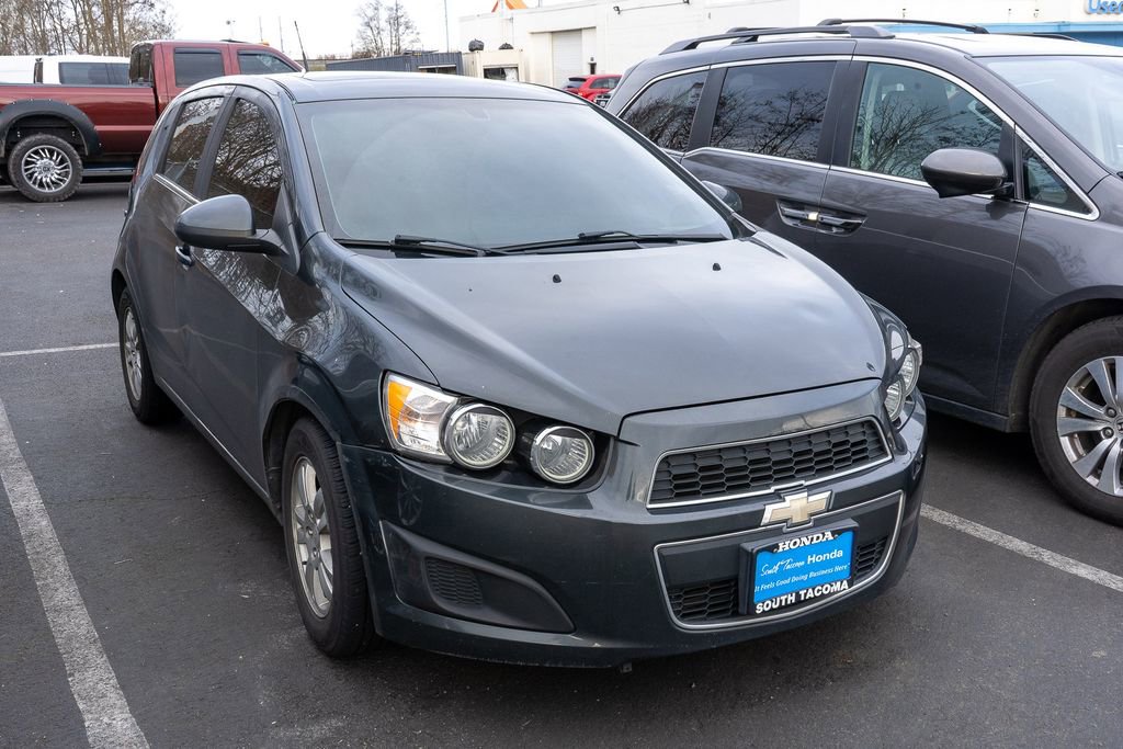 Used 2014 Chevrolet Sonic LT w/ Fun and Sun Package image 3