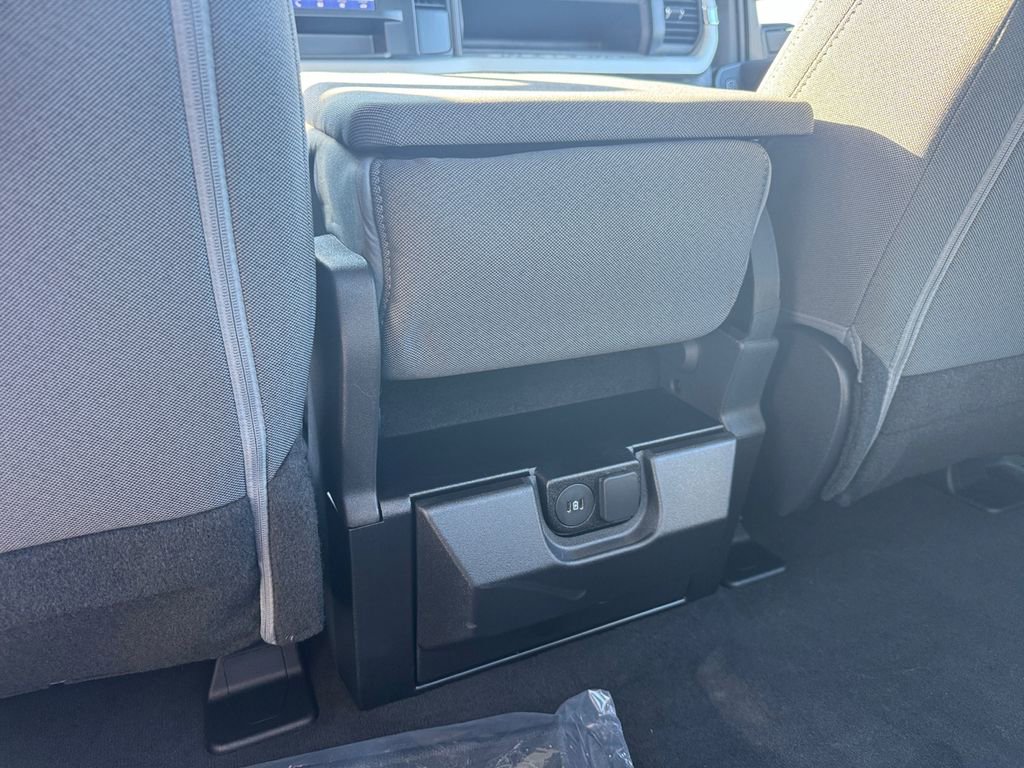 New 2026 Ford F250 XL w/ STX Appearance Package AWD/4WD image 23