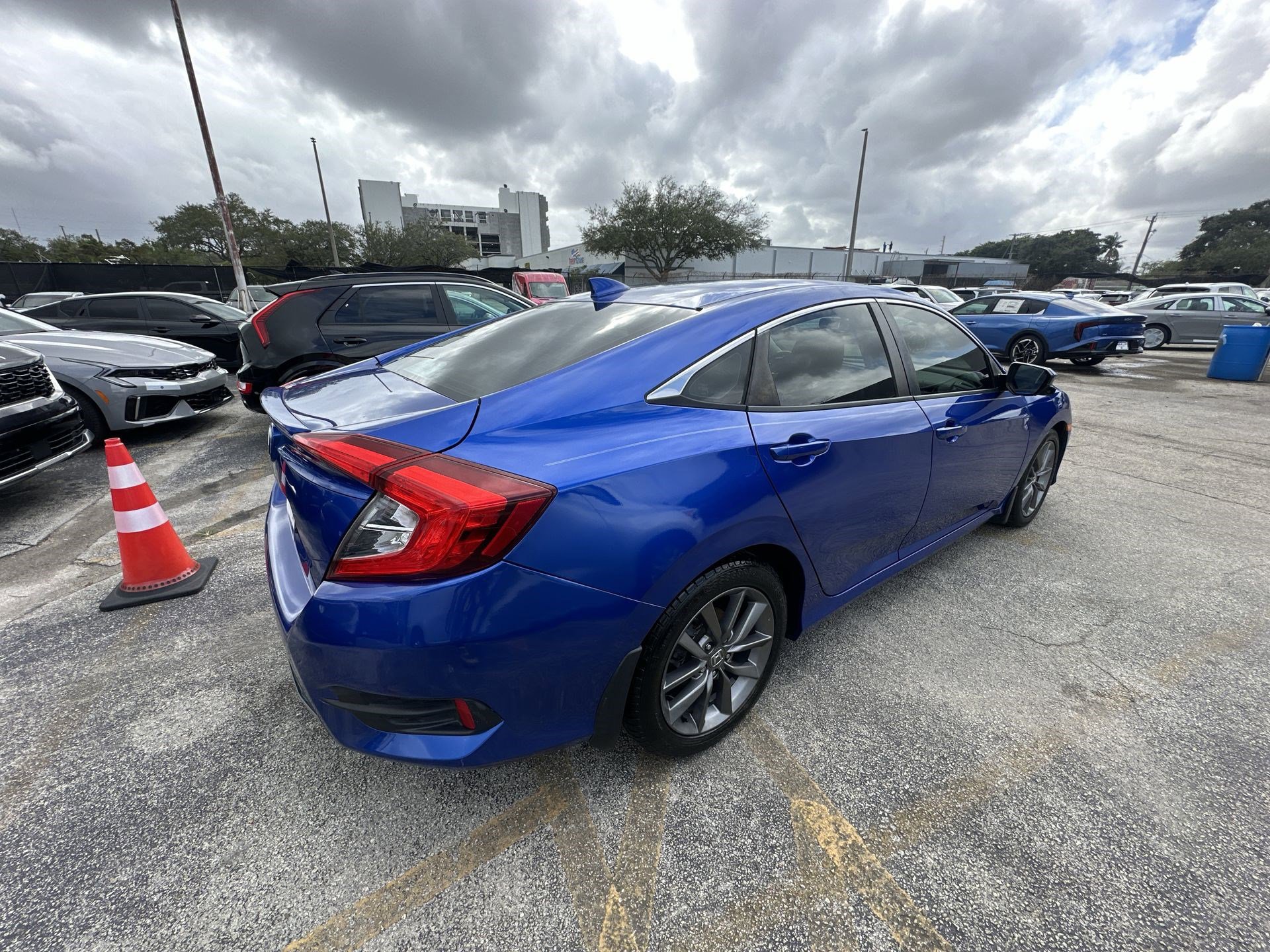 Used 2019 Honda Civic EX image 22