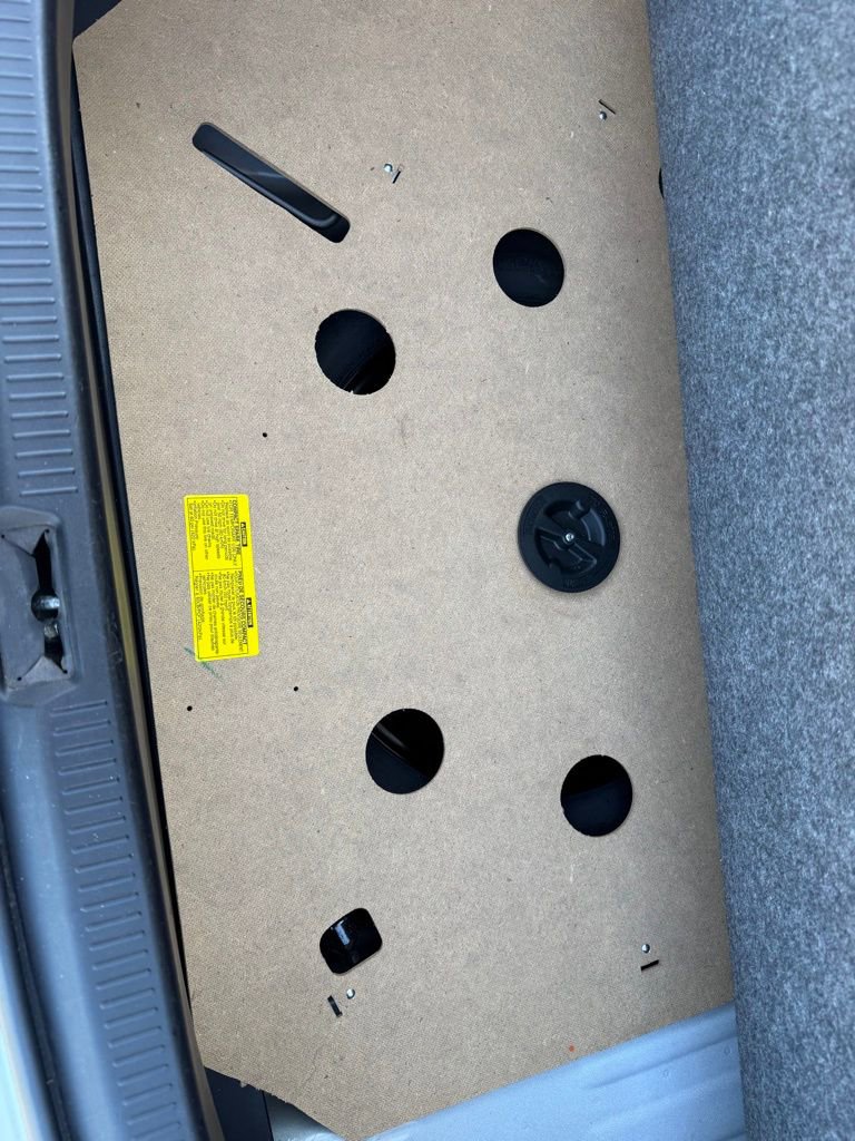 Used 2011 Toyota Camry LE FWD image 27