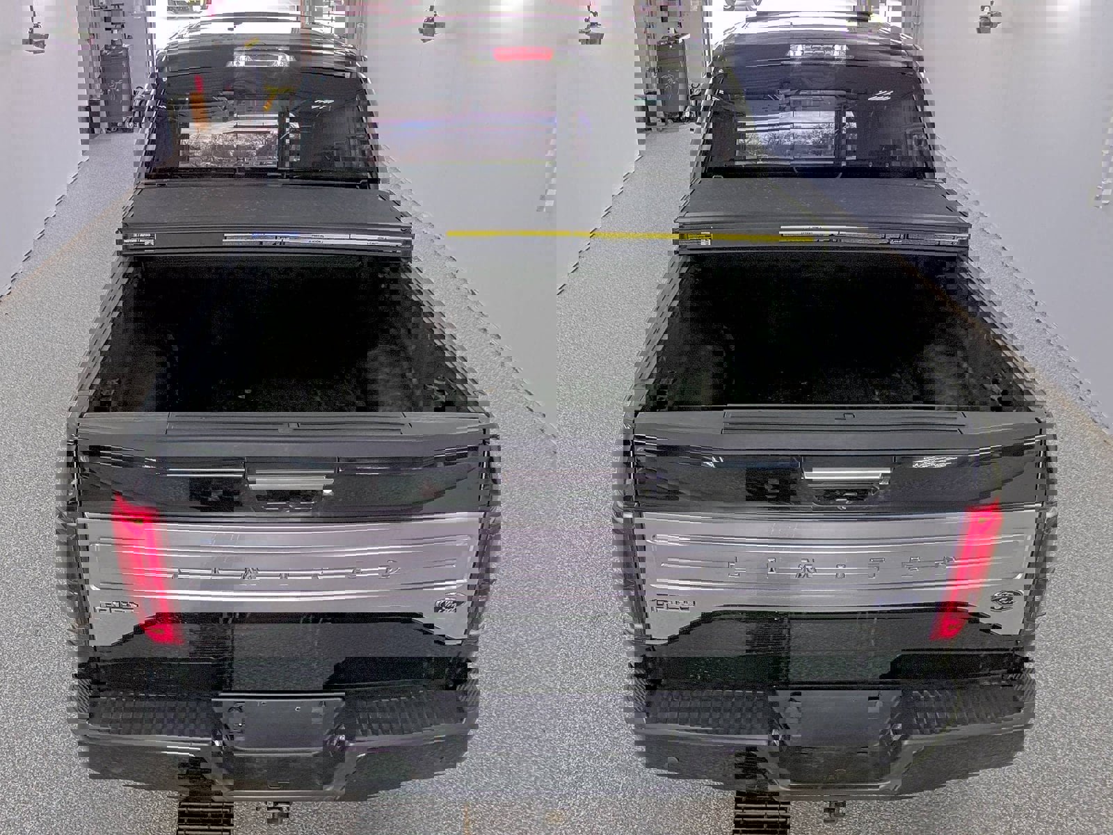 Used 2017 Ford F150 Limited AWD/4WD image 8