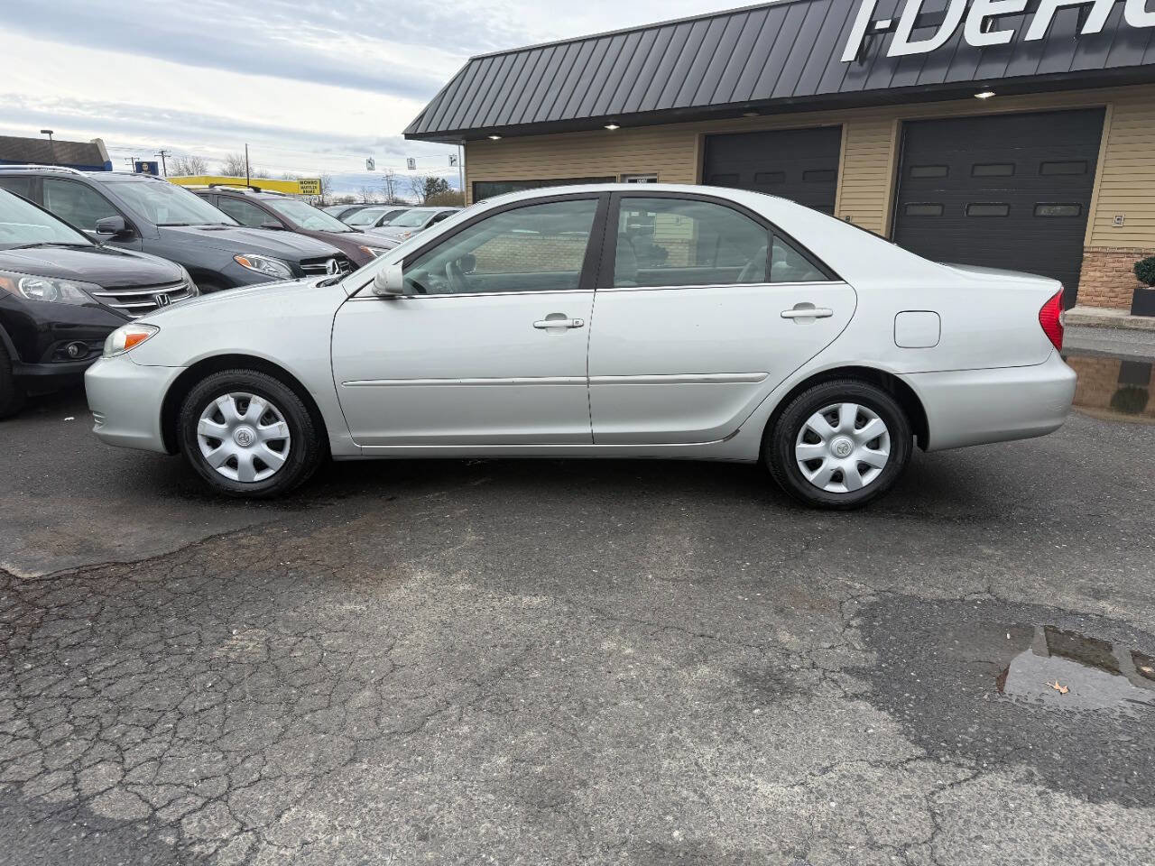 Used 2002 Toyota Camry LE FWD image 13