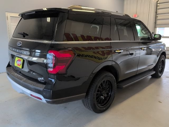 Certified 2024 Ford Expedition Limited AWD/4WD image 4