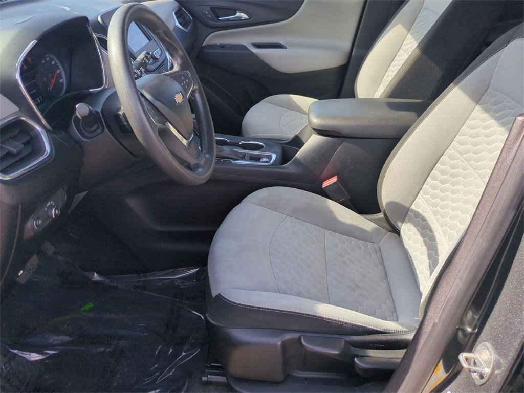 Used 2019 Chevrolet Equinox LS image 18