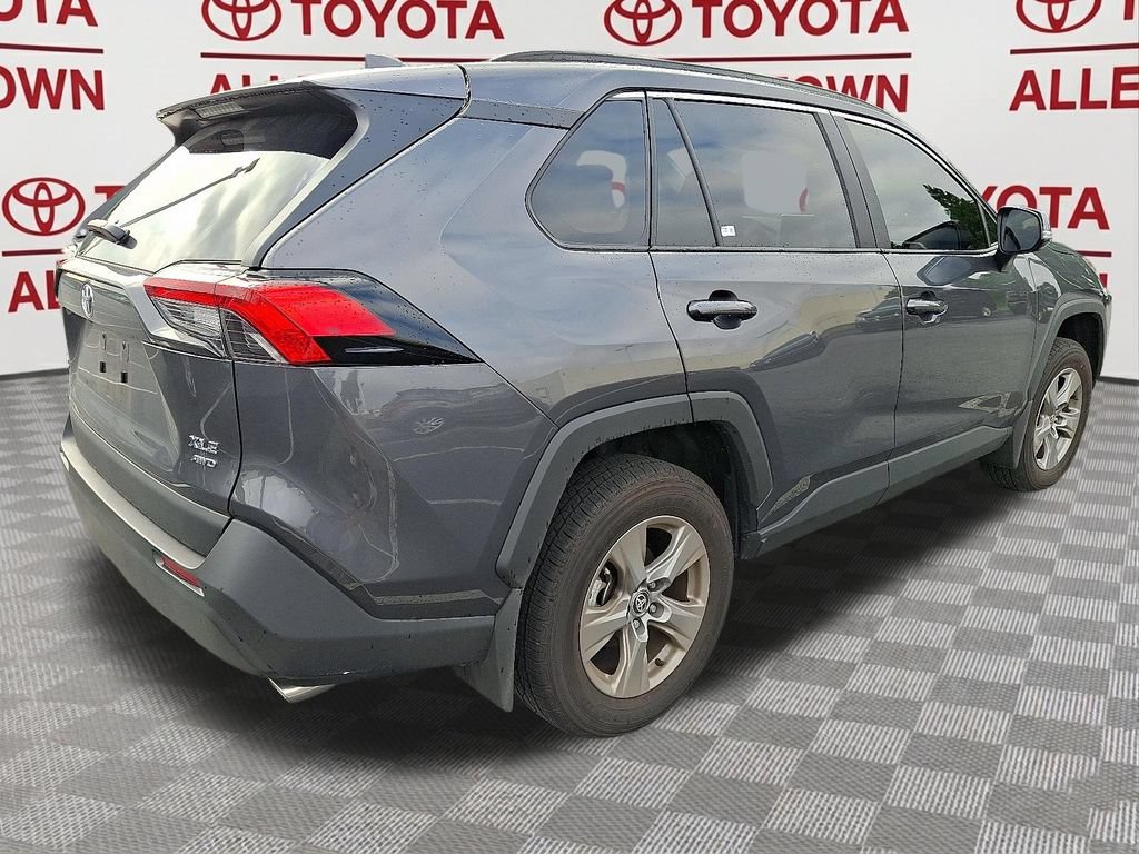 Used 2025 Toyota RAV4 XLE w/ Convenience Package AWD/4WD image 8