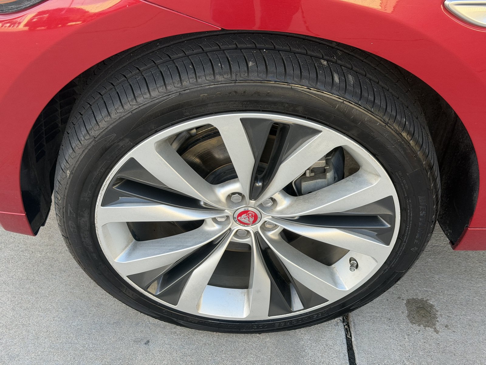 Used 2017 Jaguar F-PACE R-Sport AWD/4WD image 14