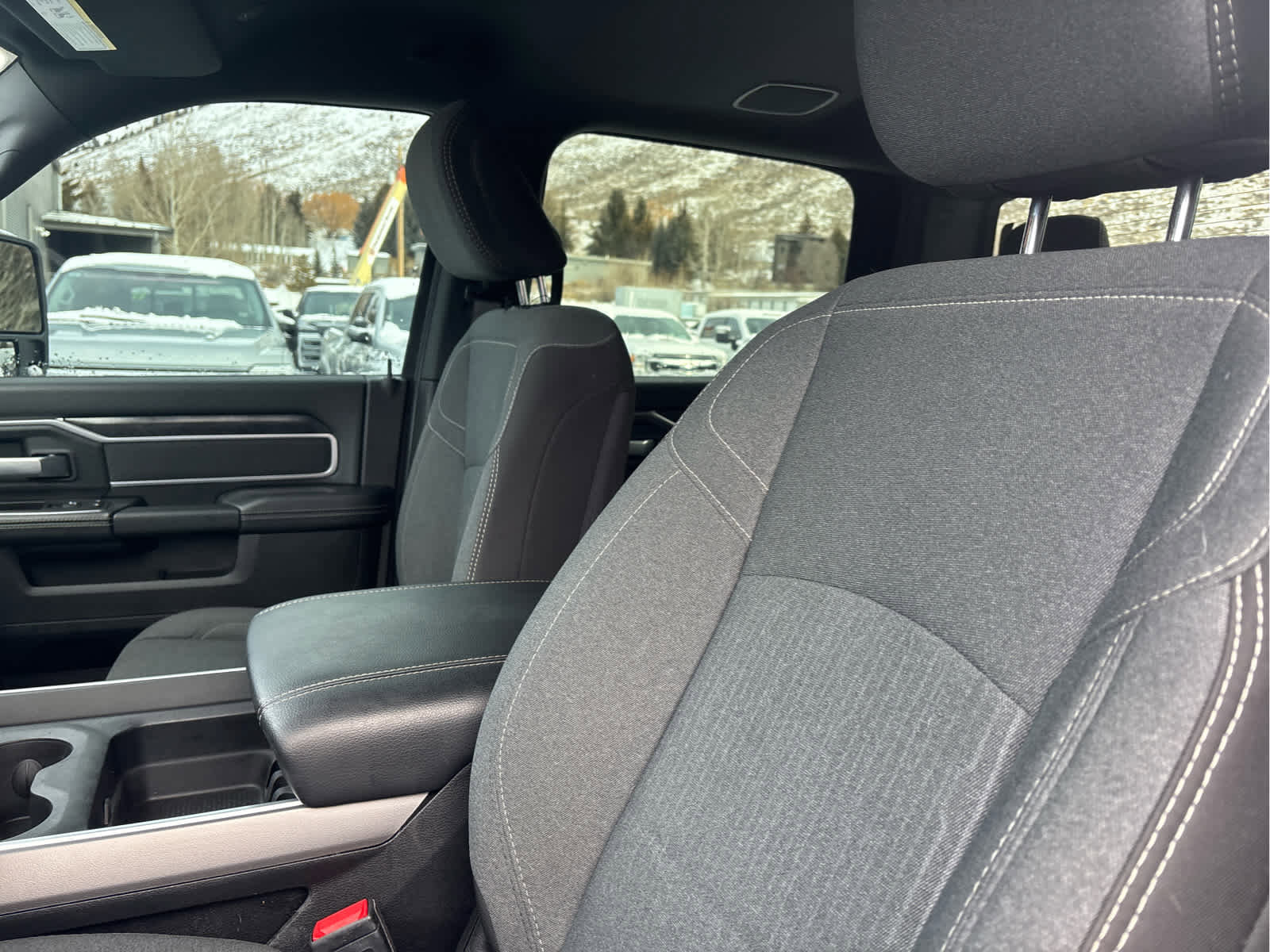 Used 2024 RAM 2500 Big Horn w/ Sport Appearance Package image 22