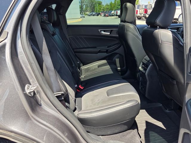 Used 2022 Ford Edge ST w/ Equipment Group 401A AWD/4WD image 15