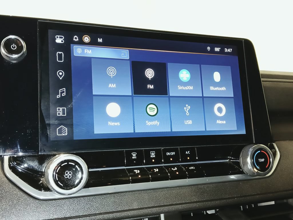 Used 2024 Chevrolet Colorado Trail Boss w/ Technology Package AWD/4WD image 22