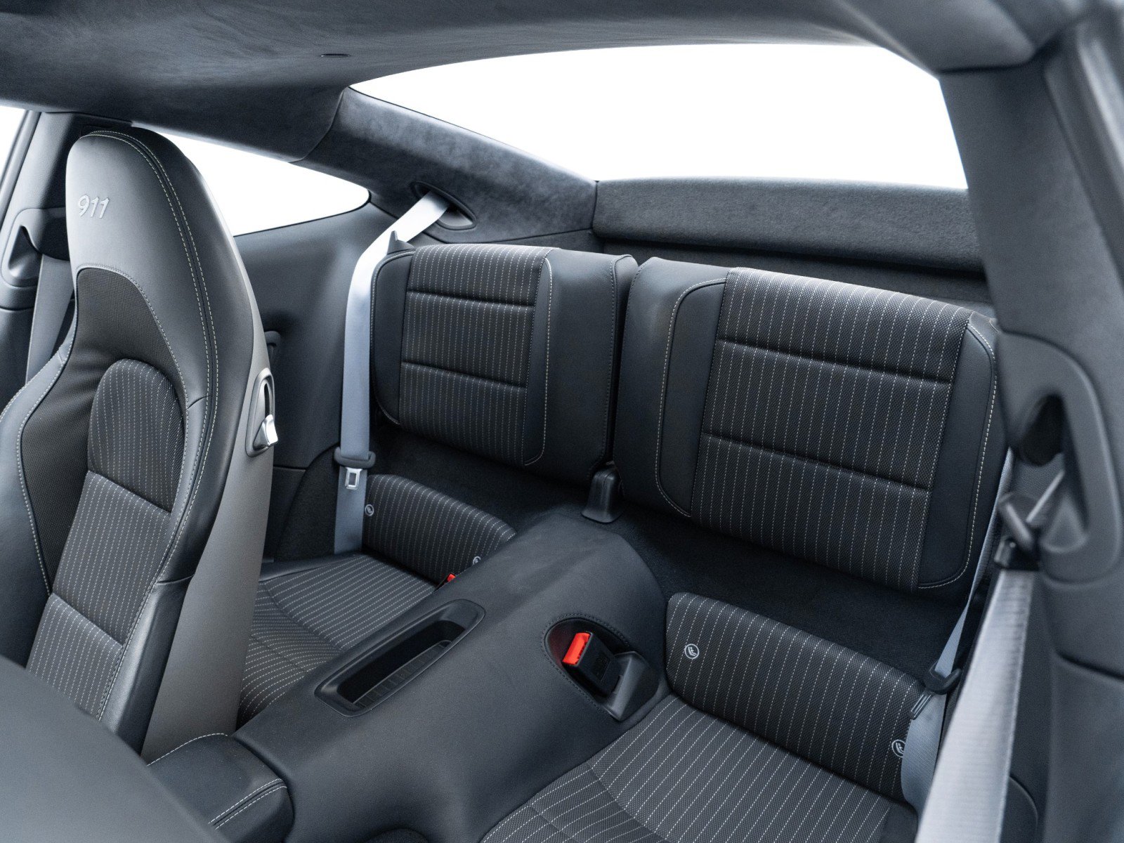 Certified 2018 Porsche 911 Carrera T image 21