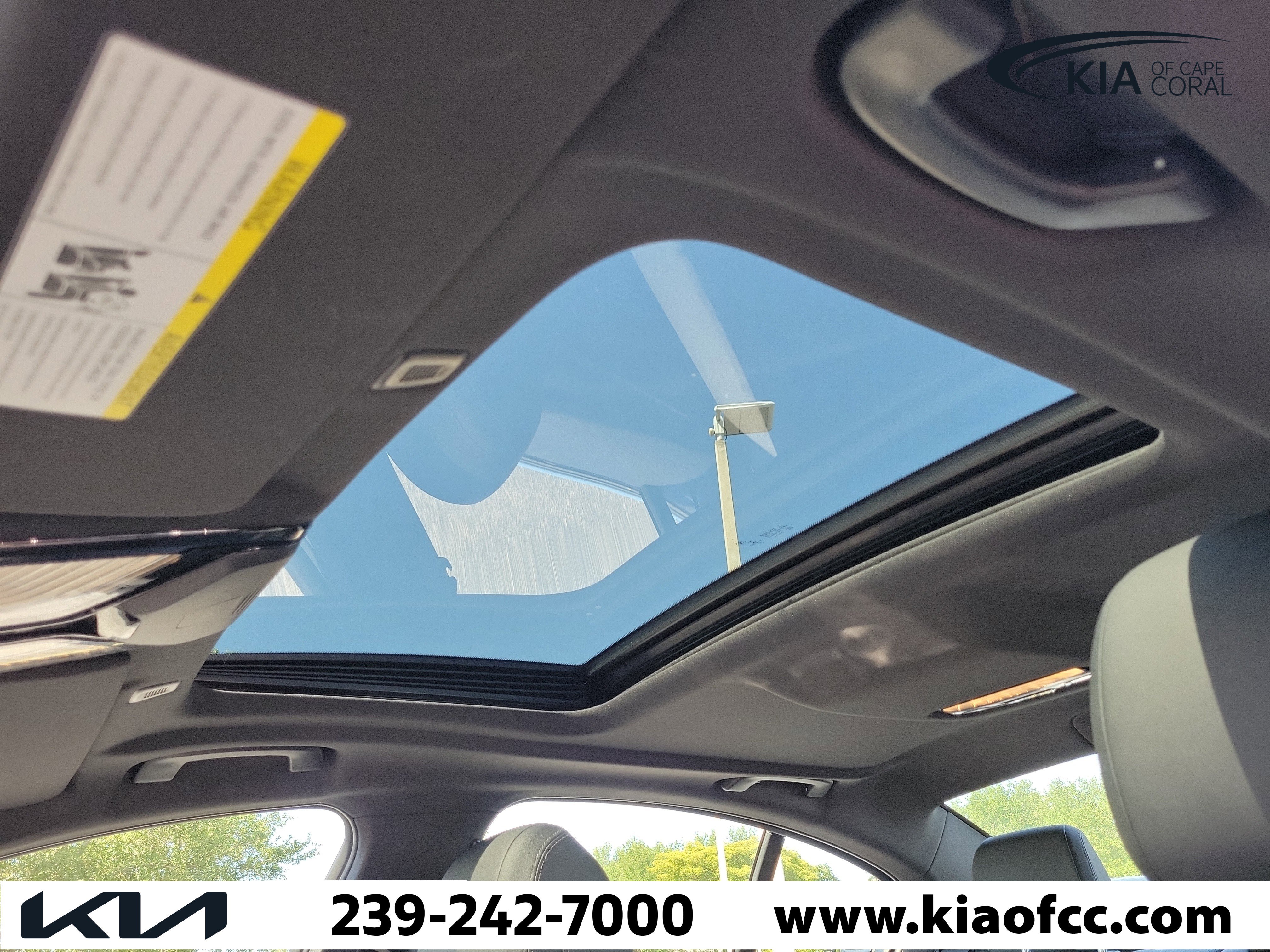 Used 2022 BMW 530i xDrive w/ Premium Package image 21