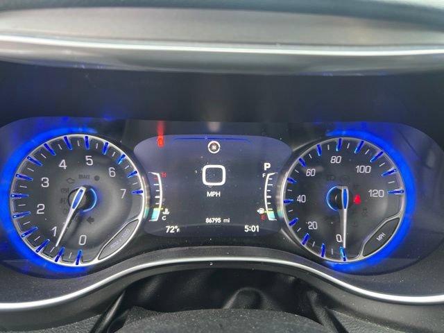 Used 2019 Chrysler Pacifica Limited FWD image 26