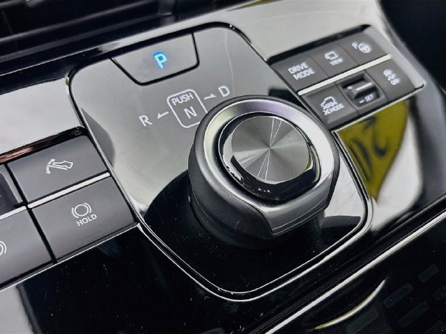 Certified 2023 Subaru Solterra AWD image 19