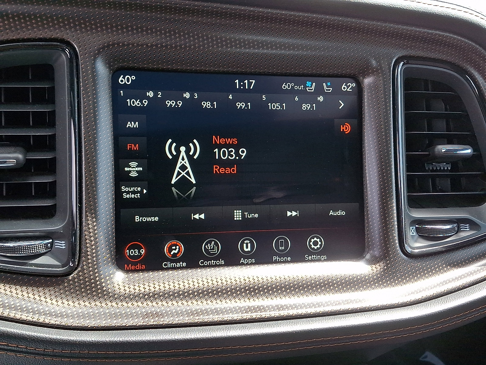 Used 2020 Dodge Challenger R/T image 18