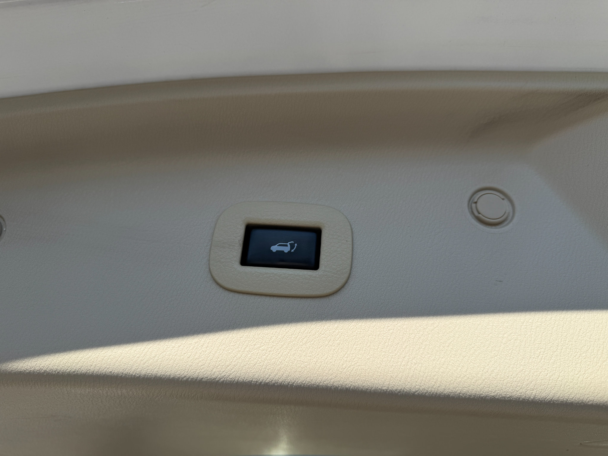 Used 2013 INFINITI QX56 4WD w/ Theater Pkg image 16