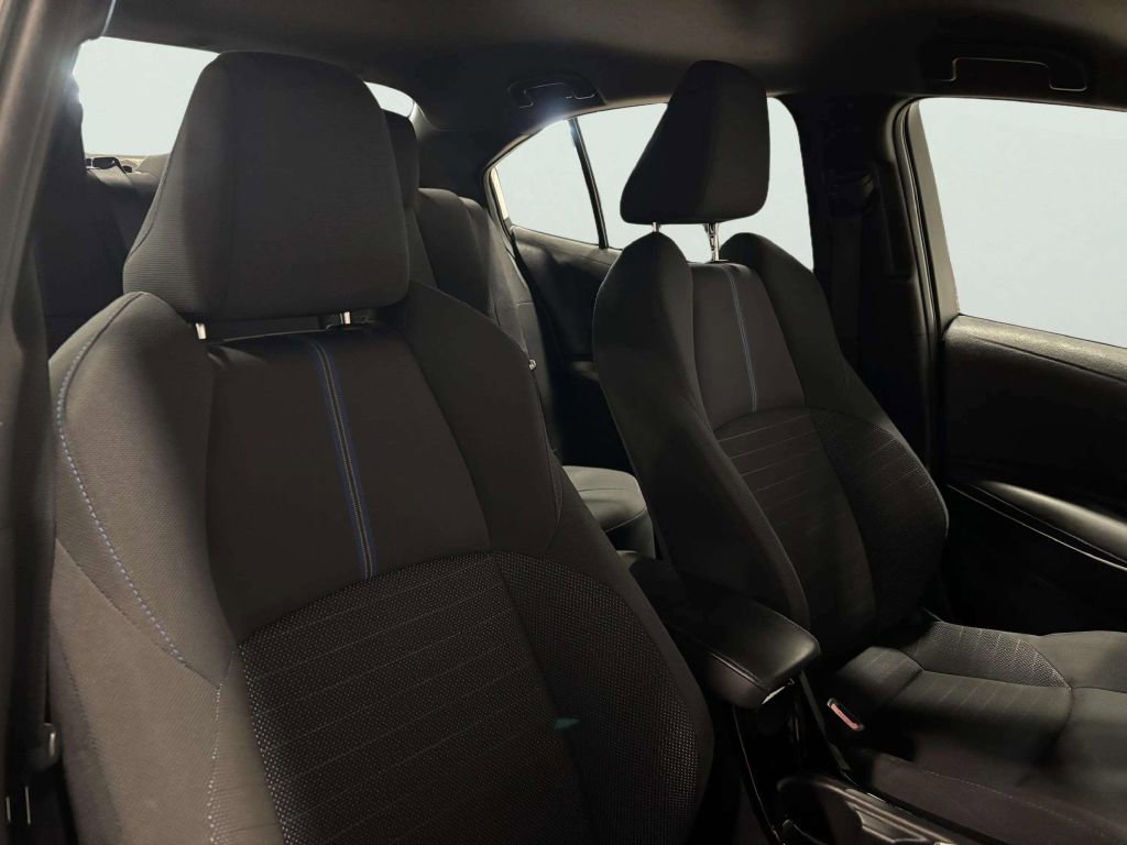 Used 2021 Toyota Corolla SE image 27