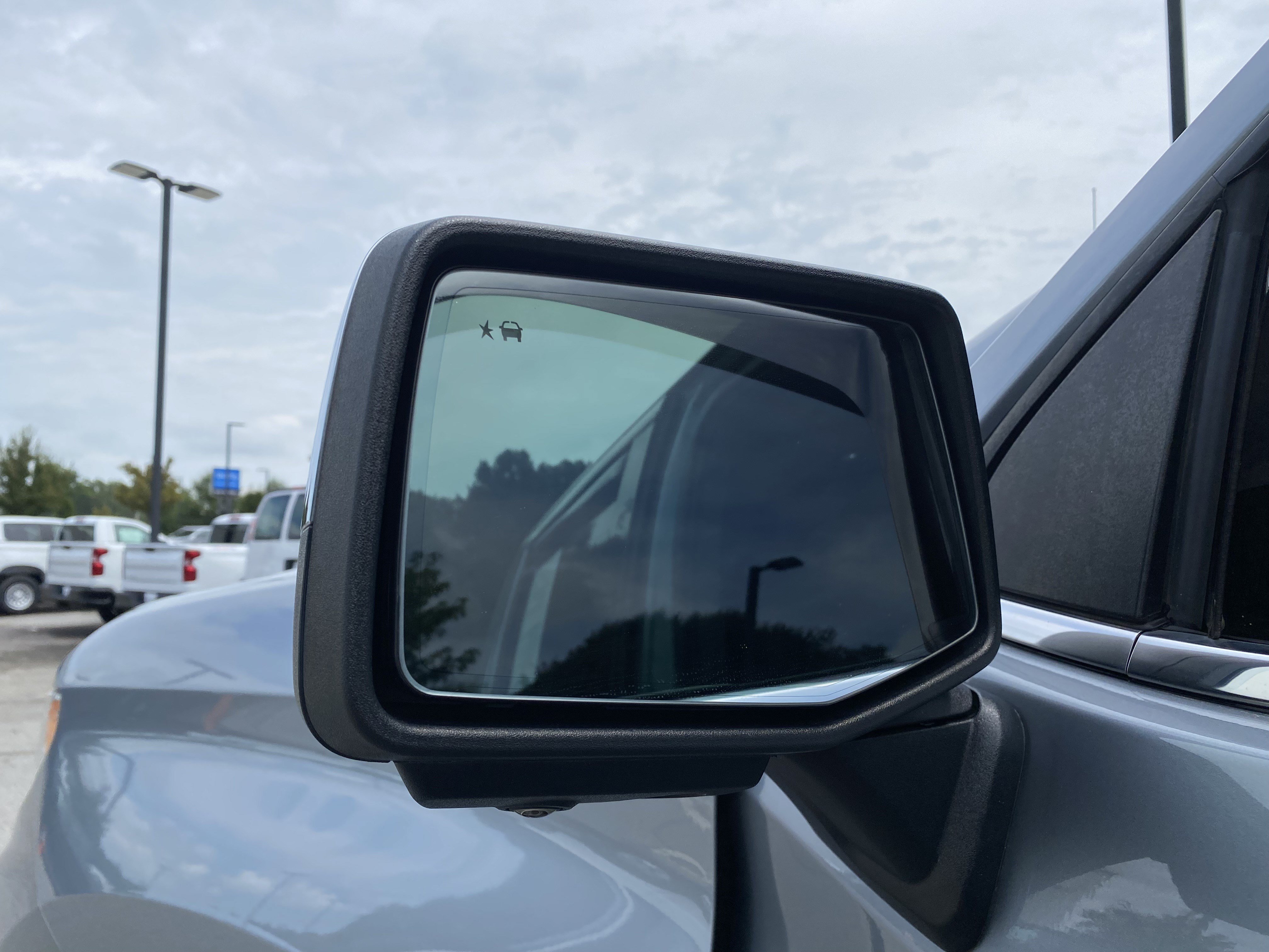 Used 2023 Chevrolet Silverado 1500 LTZ RWD image 41
