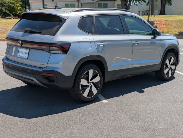 Used 2025 Volkswagen Taos S AWD/4WD image 4