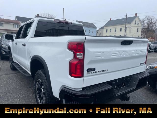 Used 2023 Chevrolet Silverado 1500 ZR2 image 9