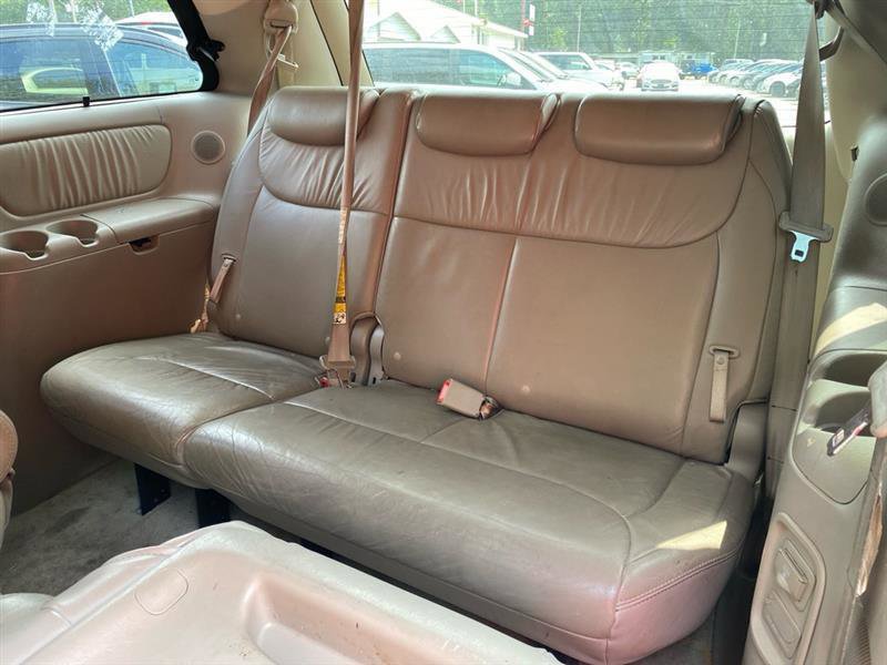 Used 2009 Toyota Sienna AWD image 11